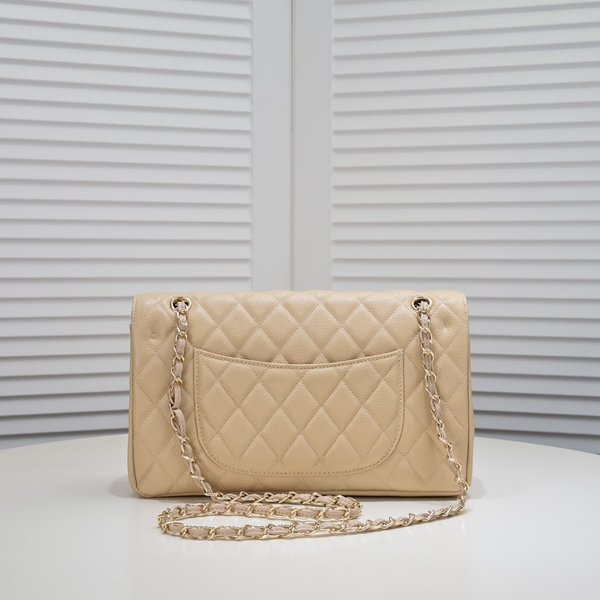 シャネルバッグ側面デザイン